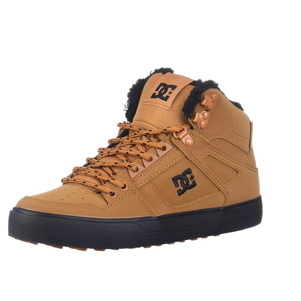 Winterized DC shoes lined size 8
